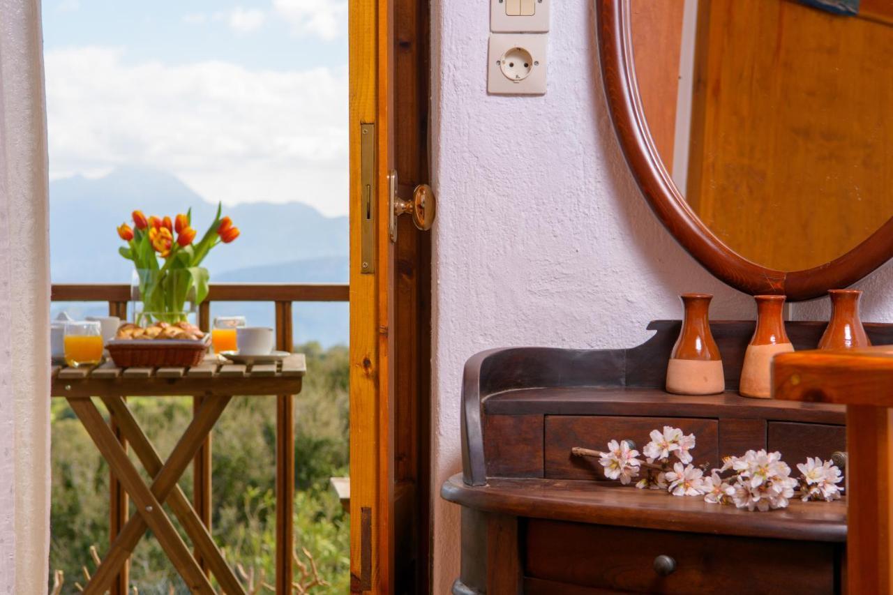 Traditional Windmill-milos Holiday home Kroustas