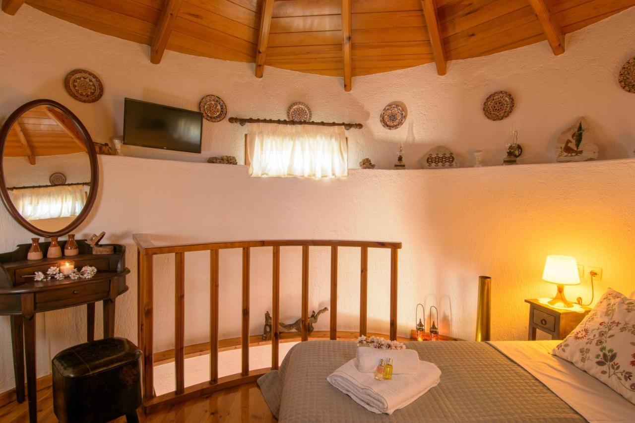 Traditional Windmill-milos Holiday home *