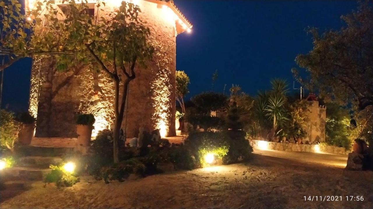 Holiday home Traditional Windmill-milos Kroustas